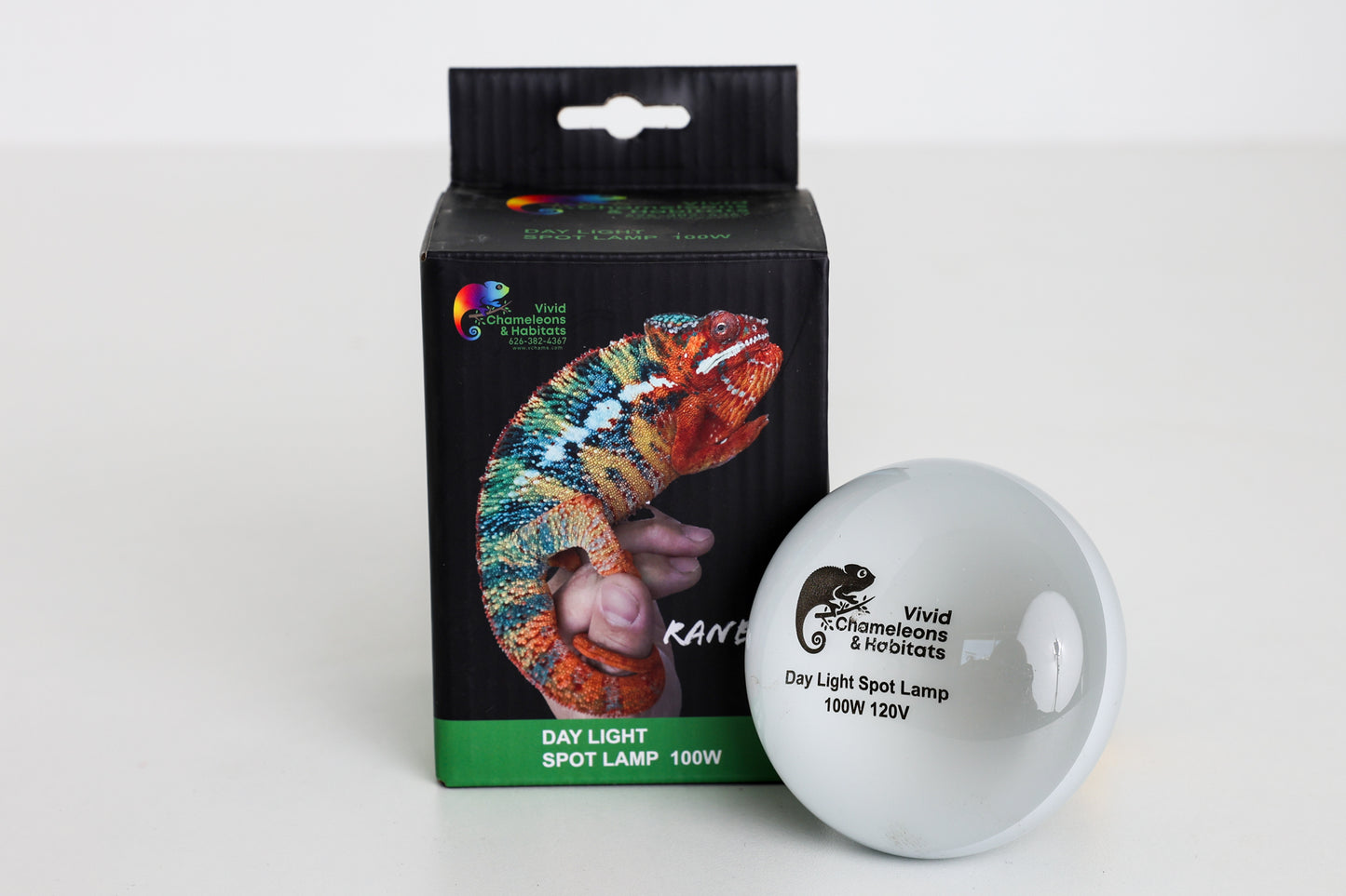 Size 18: 18"x18"x32" All-In-One Essential Chameleon Kit