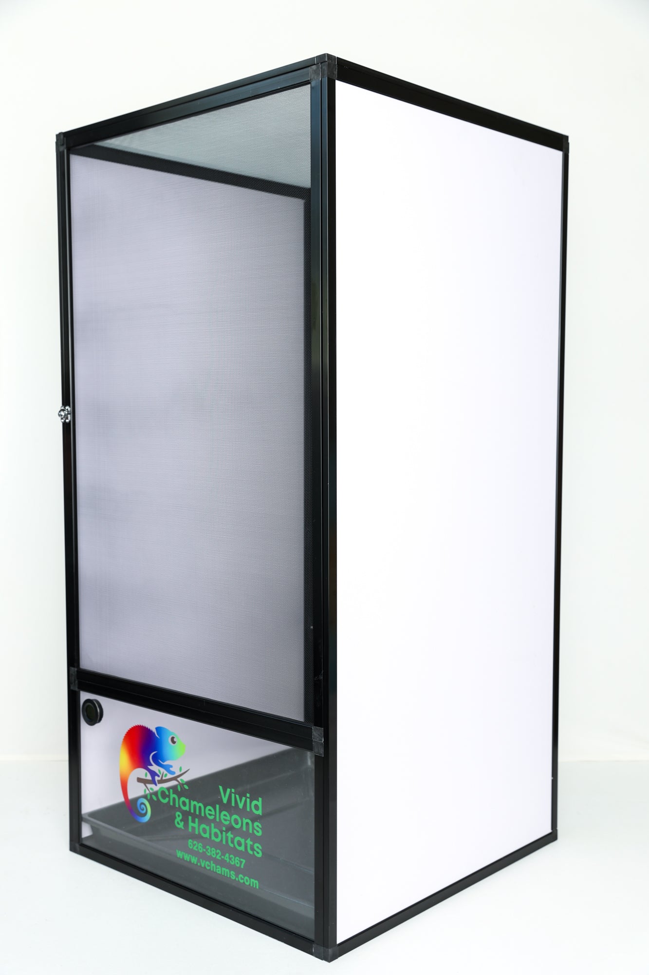 Size 18: Chameleon Hybrid Enclosure,18"x18"x32"